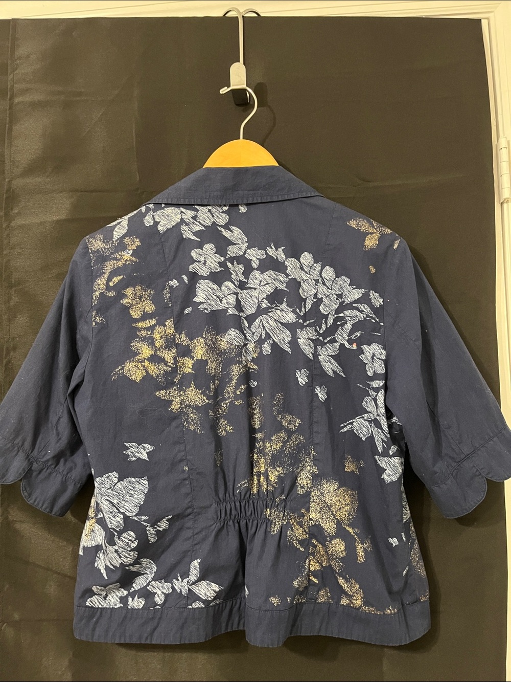 Coldwater Creek Navy and Light Blue Floral Blouse/Jacket.